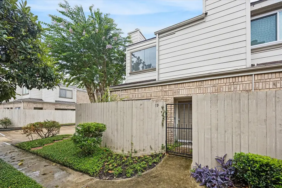 1829 Augusta Drive #19, Houston, TX 77057 - #3