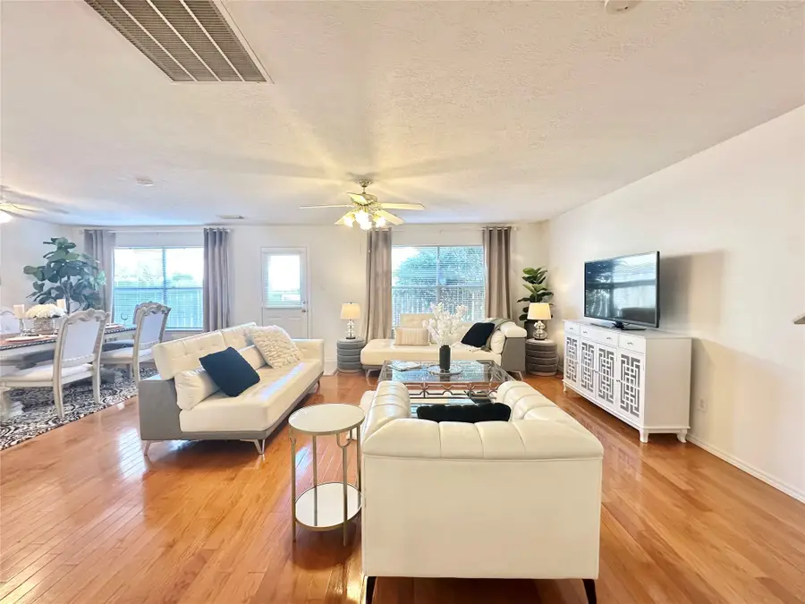 8223 Golf Green Circle, Houston, TX 77036 - #3