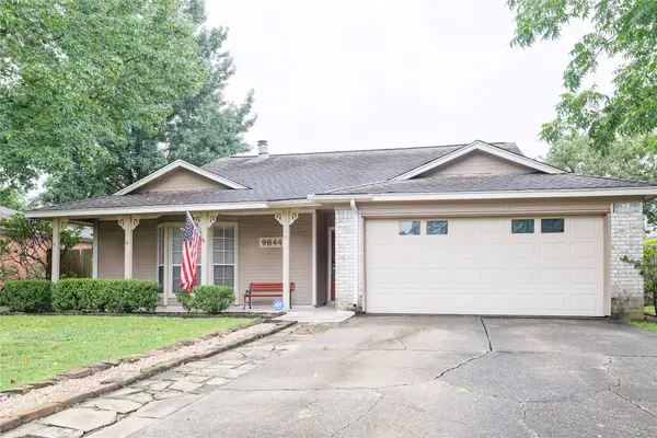 9844 Oriole, Conroe, TX 77385