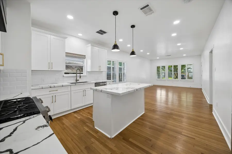 207 Tabor Street, Houston, TX 77009 - #3