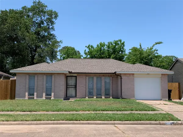 15022 Chipman Lane, Houston, TX 77060