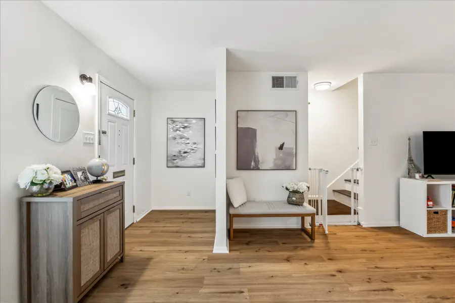 5823 Valley Forge Drive #93, Houston, TX 77057 - Image #3