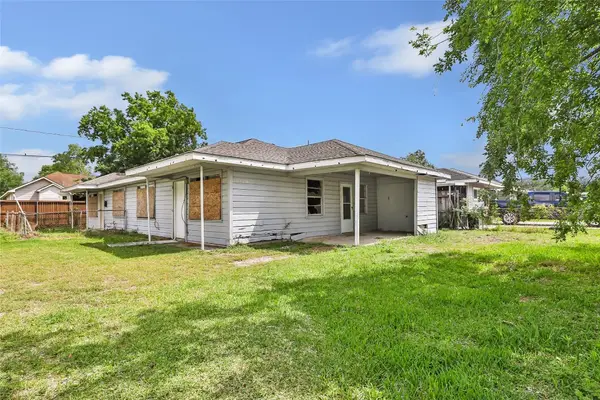 10701 Flaxman Street, Houston, TX 77029