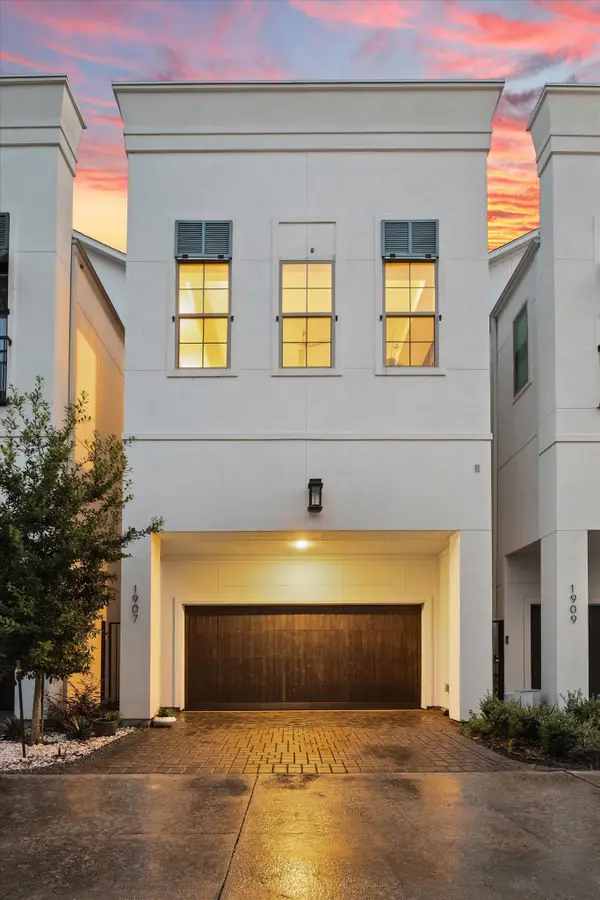 1907 W 25th Street, Houston, TX 77008