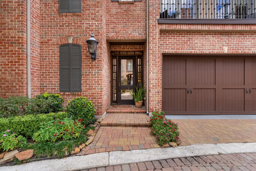 1010 Nantucket Drive #F, Houston, TX 77057 - Image #2