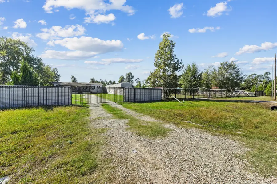 924 County Road 5021, Cleveland, TX 77327 - Image #3