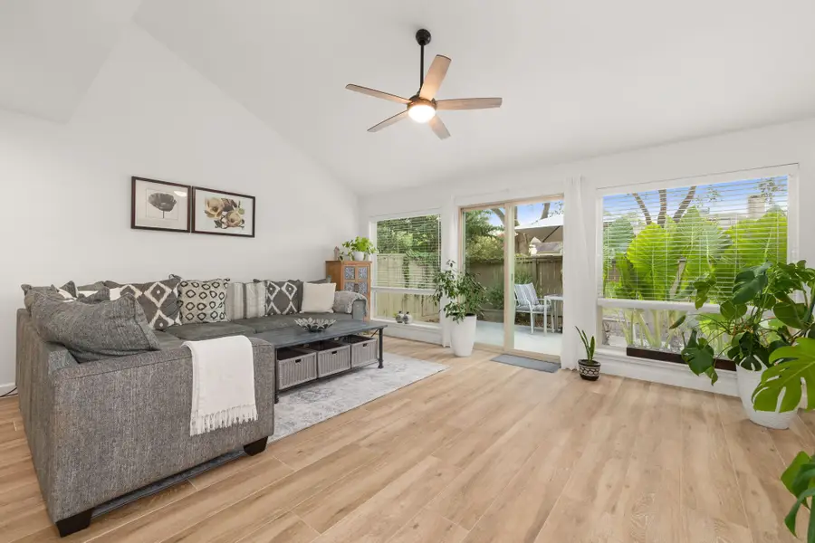 1409 Chardonnay Drive, Houston, TX 77077 - #3
