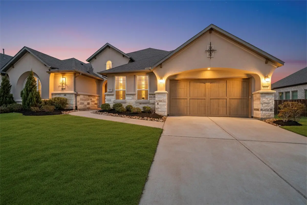 622 Platinum Stone Lane, Pinehurst, TX 77362 - #1