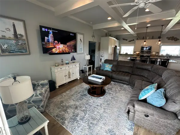 3092 Patty, Crystal Beach, TX 77650