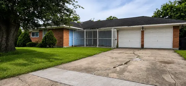 5655 Meadow Creek Lane, Houston, TX 77017