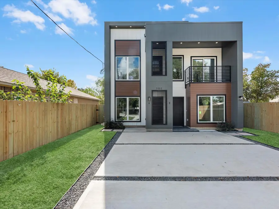 7802 Queen Street, Houston, TX 77028 - #2