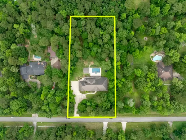 9018 Diamante Drive, Magnolia, TX 77354