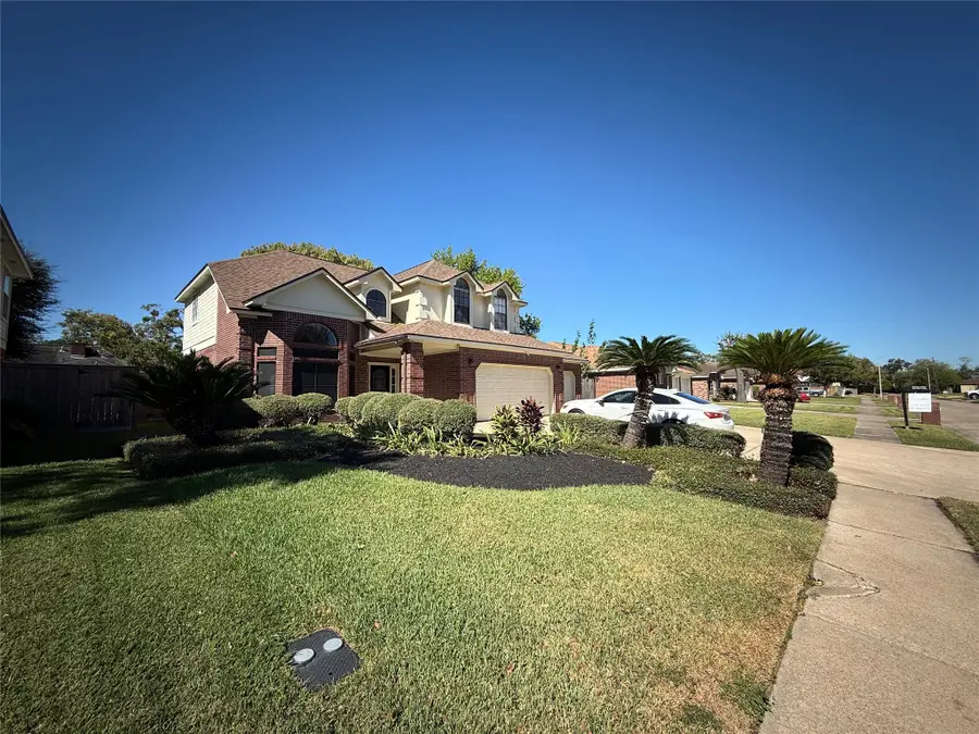 330 Breeze Park Drive, Houston, TX 77015 - Image #2