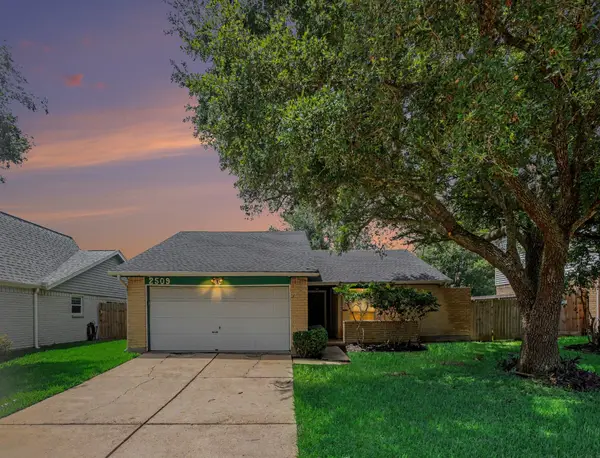 2509 Merrimac Drive, League City, TX 77573