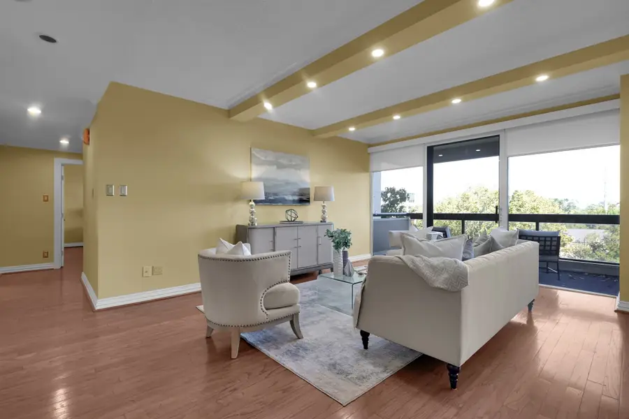 49 Briar Hollow Lane #504, Houston, TX 77027 - Image #2