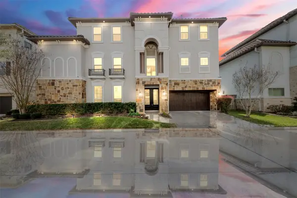 908 Amelia Street, Sugar Land, TX 77478