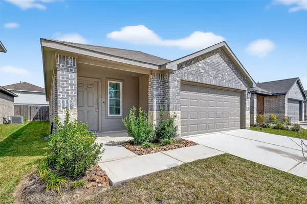 24046 Kentwood Springs Drive, Spring, TX 77373