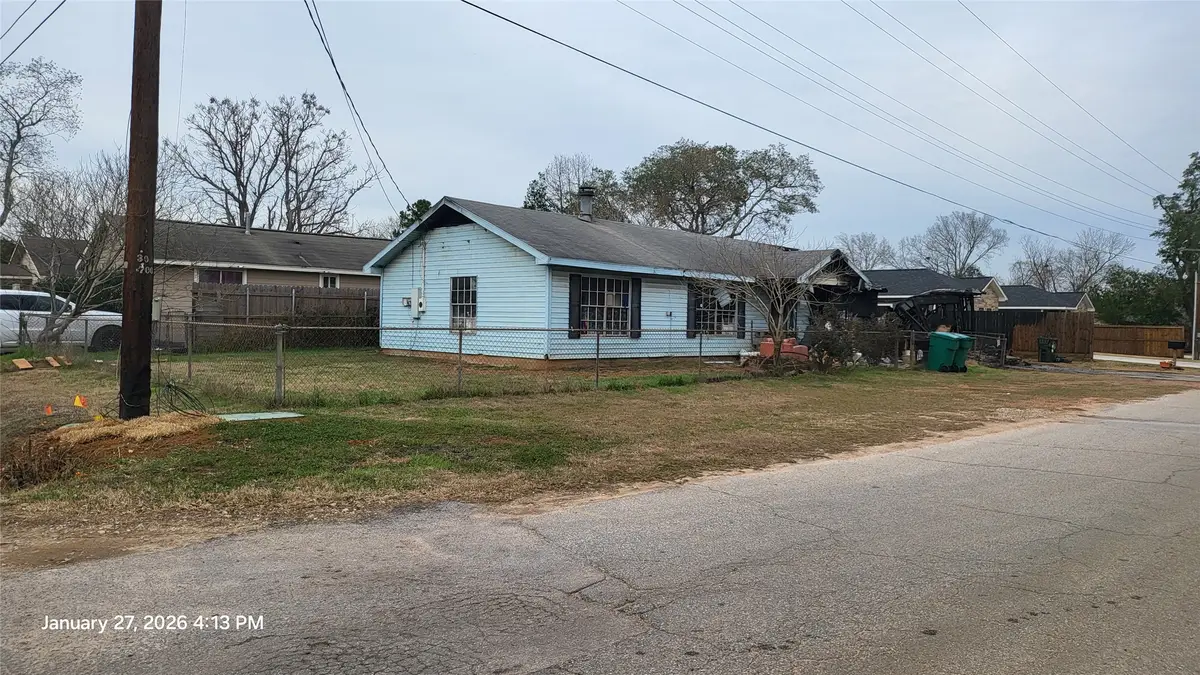 206 1st Street, Willis, TX 77378 - #1