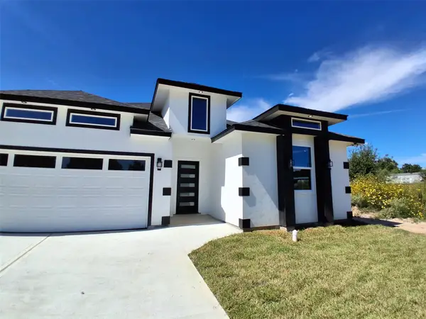 589 Road 5107, Cleveland, TX 77327