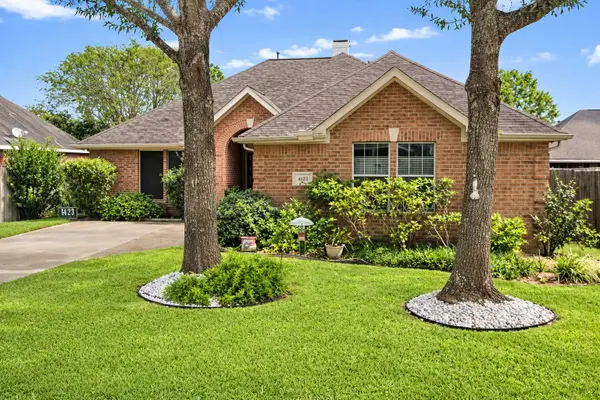 4123 Ridgepoint Drive, Pearland, TX 77584