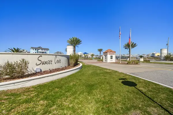21314 Scissor Tail Lane, Galveston, TX 77554