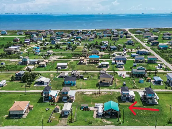 122 Ocean Breeze Drive, Crystal Beach, TX 77650