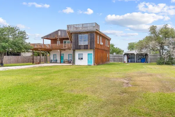 107 Missy Street, Port O Connor, TX 77982