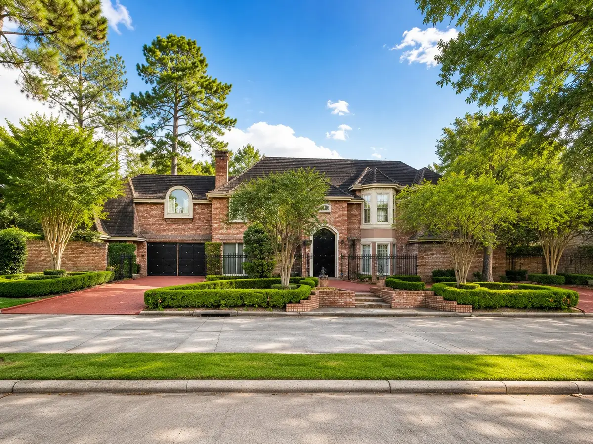 2819 Cedar Woods Place, Houston, TX 77068 - #1