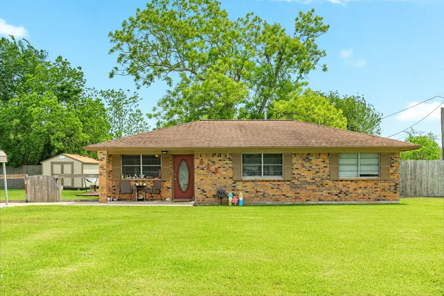 619 S Wilson Street, Brazoria, TX 77422 - #2