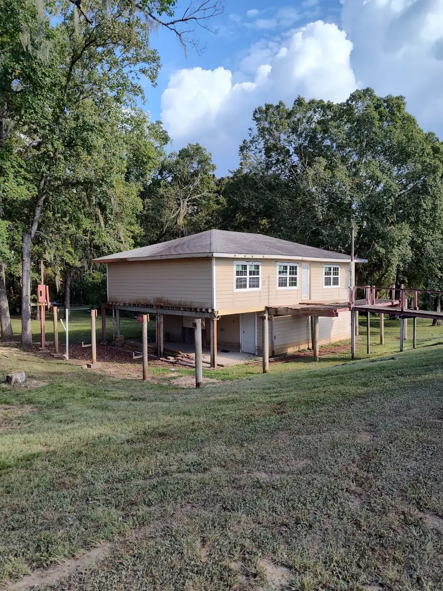 1609 County Road 1333, Liberty, TX 77575 - Image #2