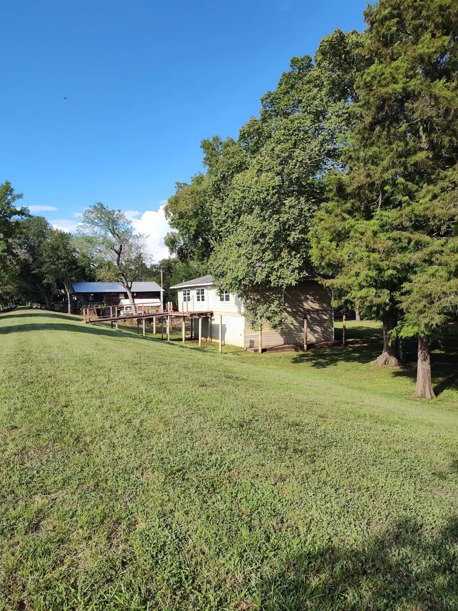 1609 County Road 1333, Liberty, TX 77575 - Image #3