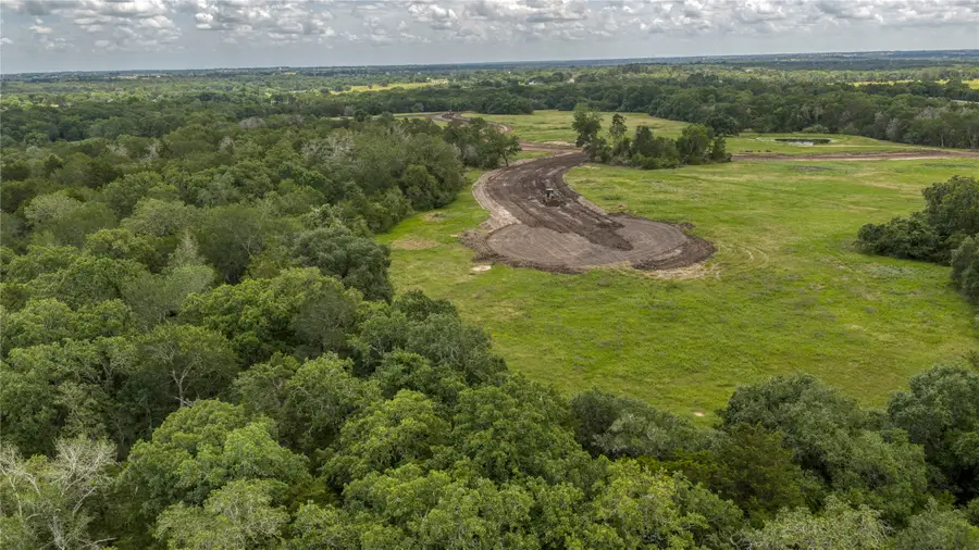 6 Hillwood Trail, Brenham, TX 77833 - #2