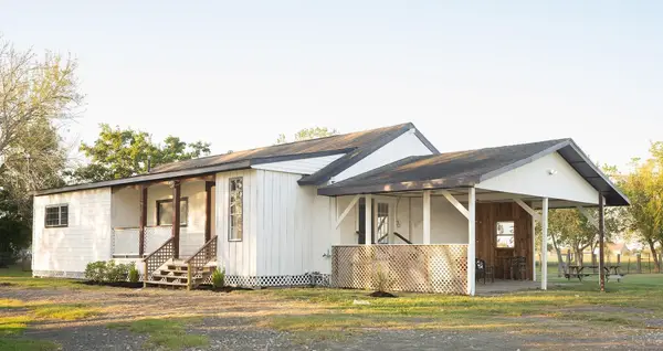 14711 Barak Road, Guy, TX 77444