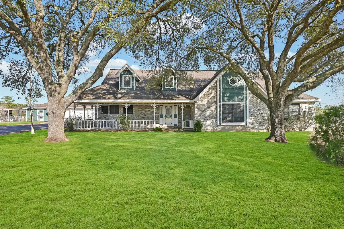 3605 Avenue E 1/2, Santa Fe, TX 77510 - #1