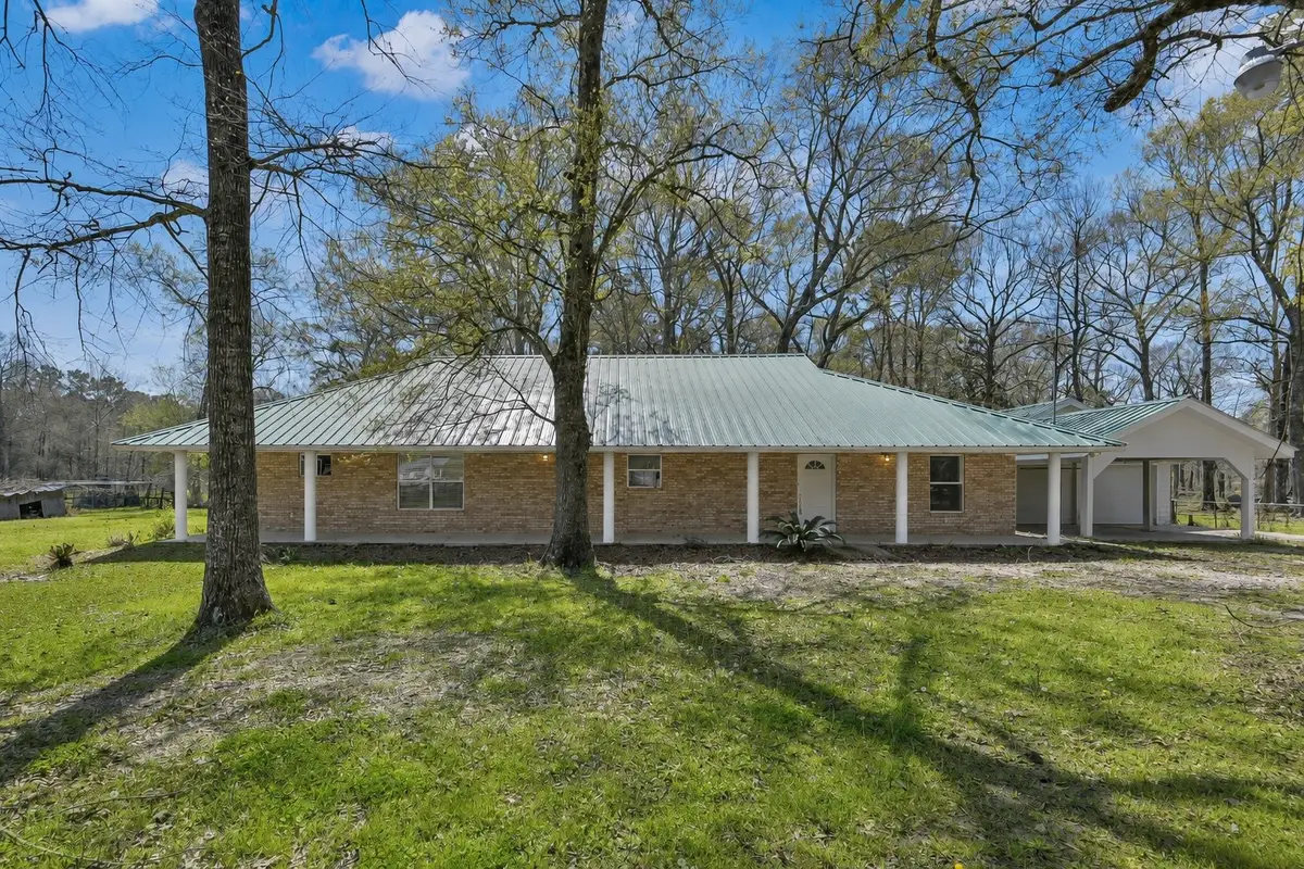 121 Magnolia Boulevard, New Caney, TX 77357 - #1