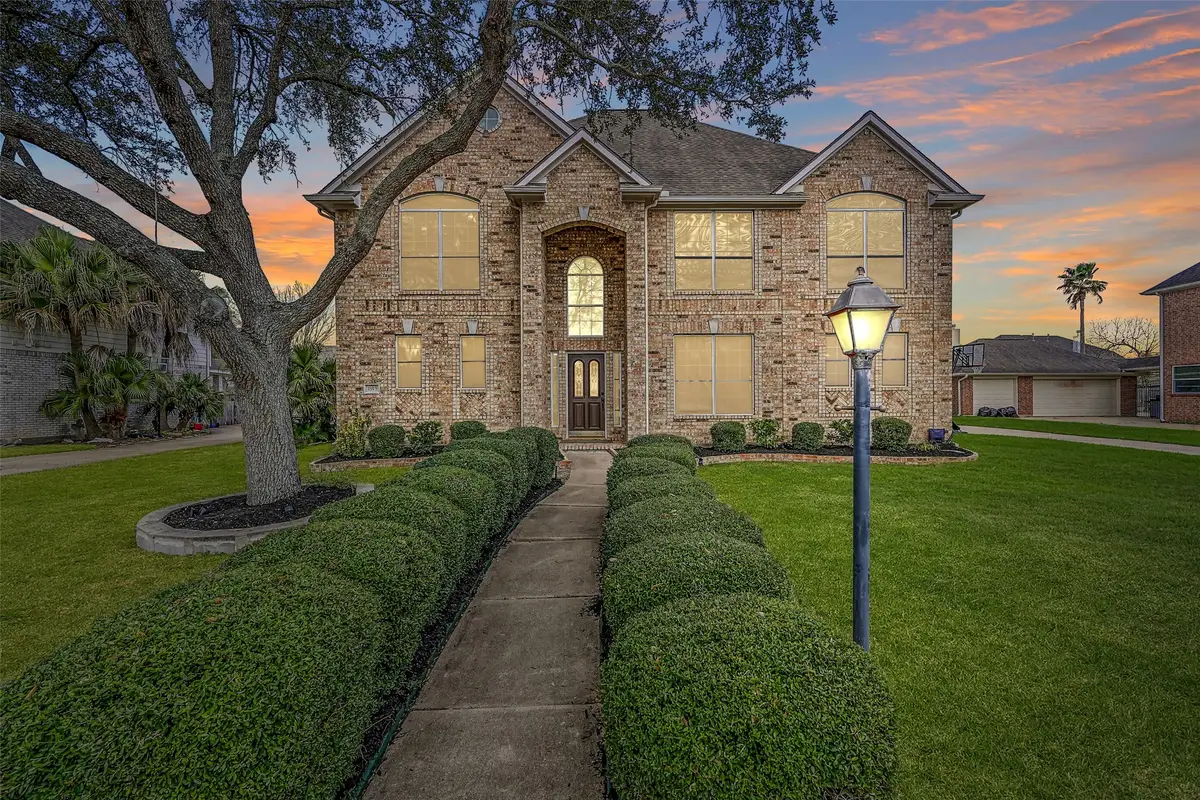 1915 Blue Quail Drive, Friendswood, TX 77546 - #1