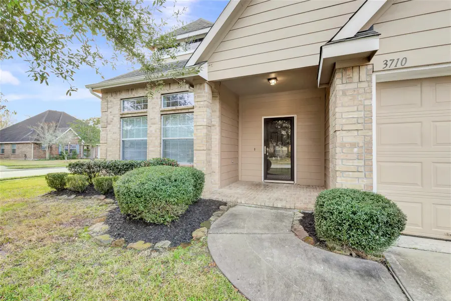 3710 Banyan Wood Way, Pearland, TX 77584 - Image #2