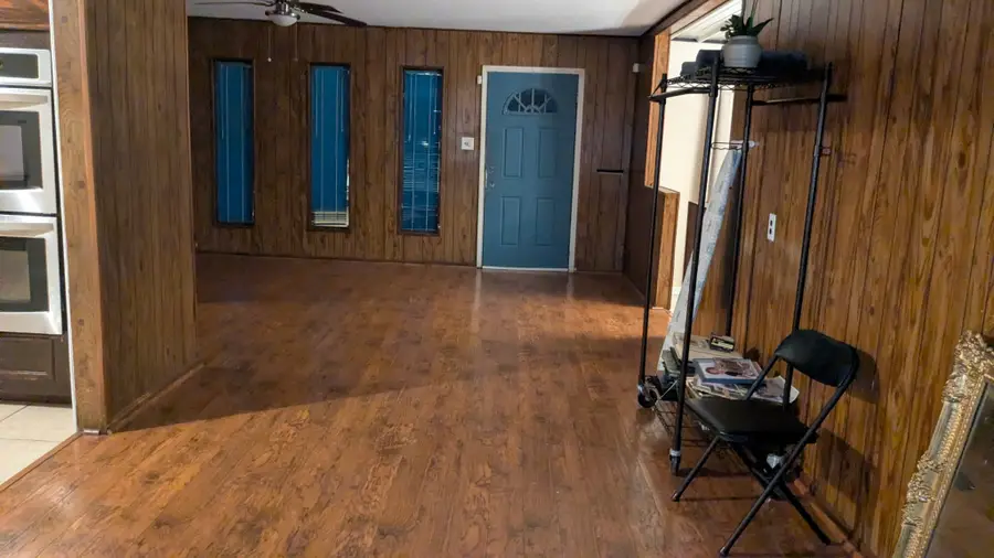 5711 Doolittle Boulevard, Houston, TX 77033 - #2