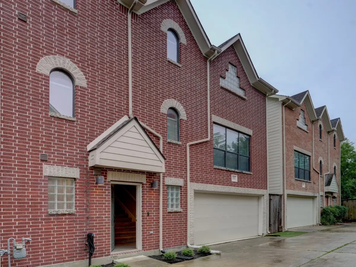 5911 Petty Street, Houston, TX 77007 - #1