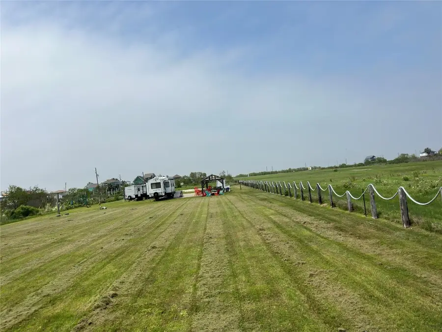 170 Jewel Drive, Crystal Beach, TX 77650 - #2