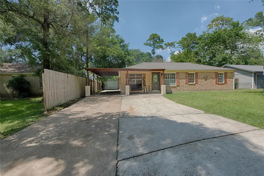 303 Spring Stream Bend, Montgomery, TX 77316 - #2
