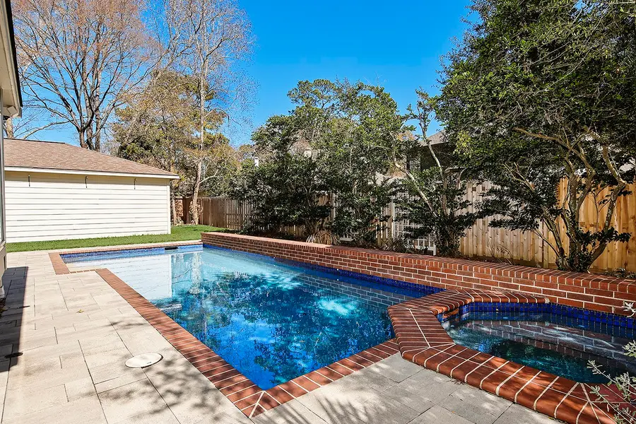 6 Thornbush Place, The Woodlands, TX 77381 - #2