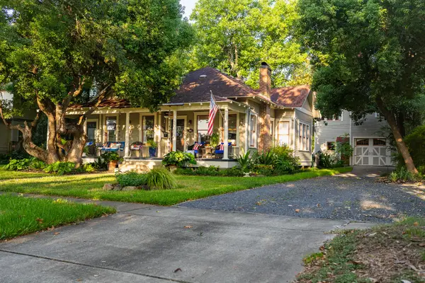 1841 Cortlandt Street, Houston, TX 77008