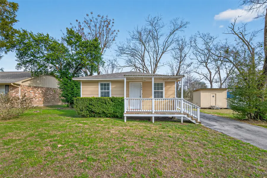106 Longstreet Road, Willis, TX 77378 - Image #2