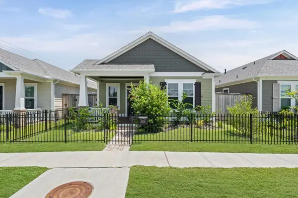 2505 Houston Avenue, Pearland, TX 77581