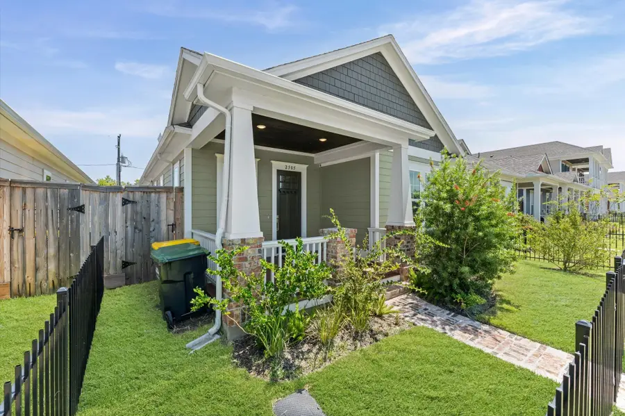 2505 Houston Avenue, Pearland, TX 77581 - #3