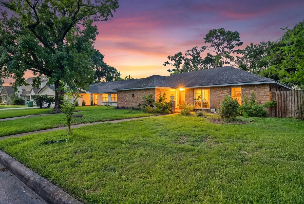 5714 Arbor Vitae Drive, Houston, TX 77092 - #1