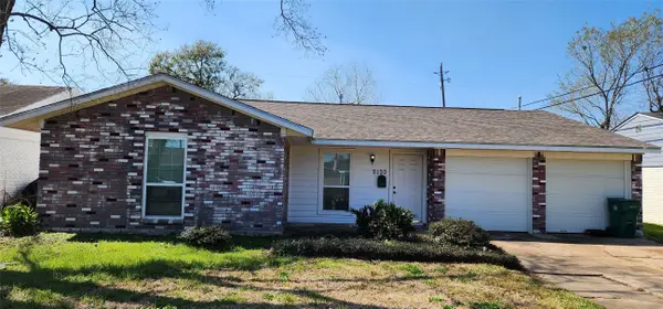 2120 Chestnut Lane, Pasadena, TX 77502