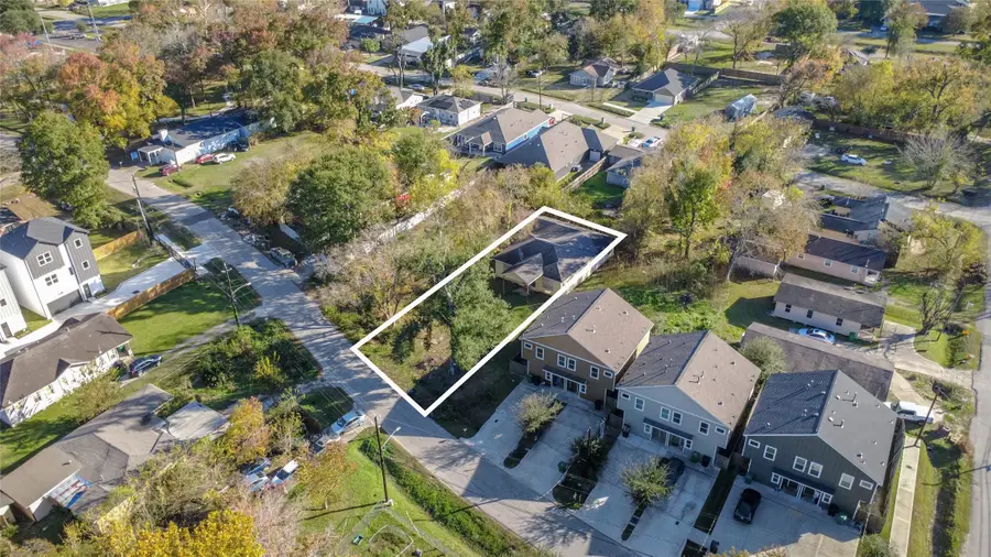1039 Marcolin Street, Houston, TX 77088 - Image #2
