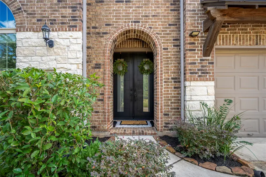 507 Woodsy Pine Court, Conroe, TX 77304 - Image #2